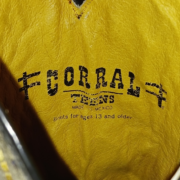 Corral Teens Cowgirl Boots, 3 1/2 Teen, EUC - Picture 9 of 11